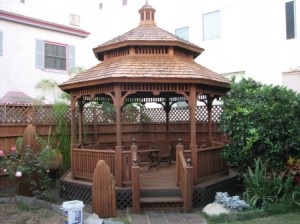 After Gazbo (2) After Gazbo 2 300x224 Gazebo Restoration