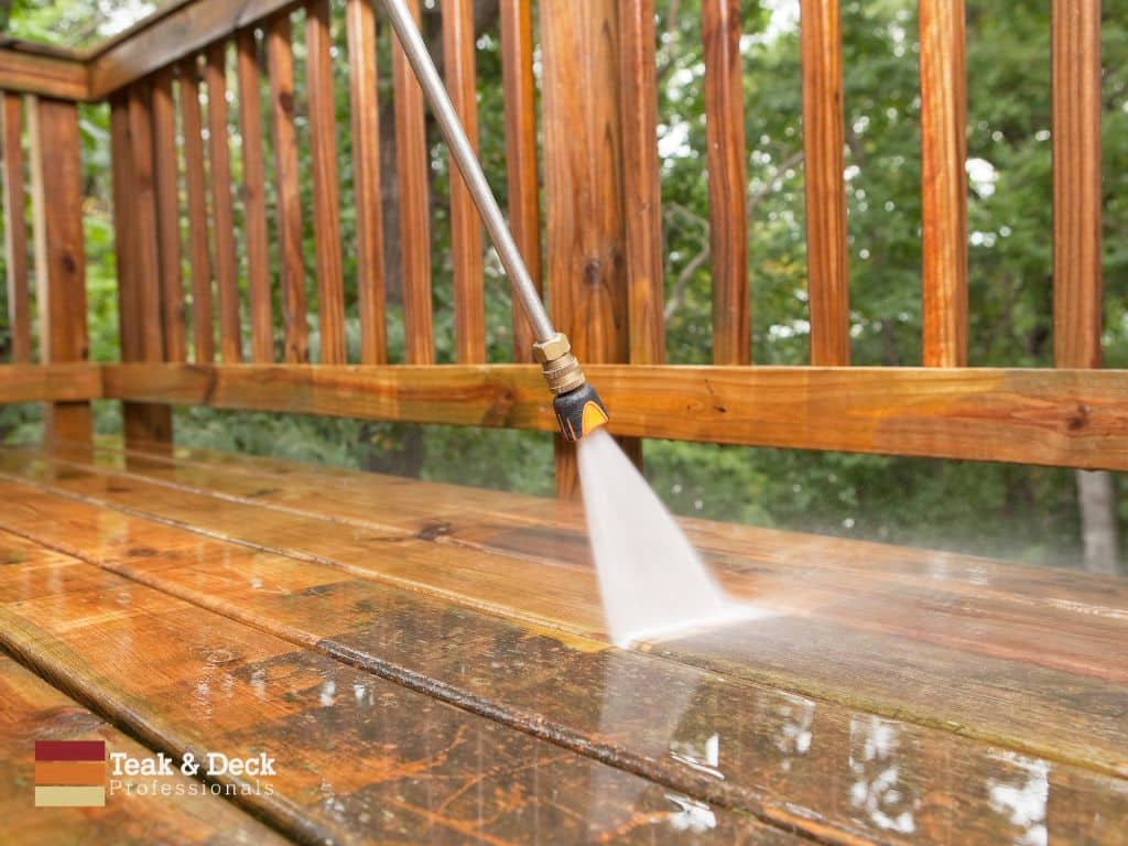 deck cleaning all season