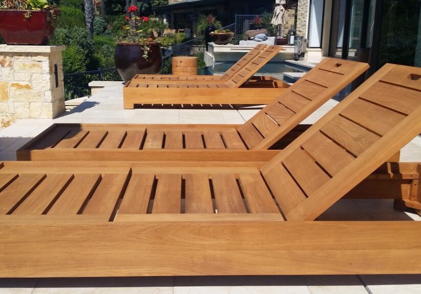 Wooden sunlounger